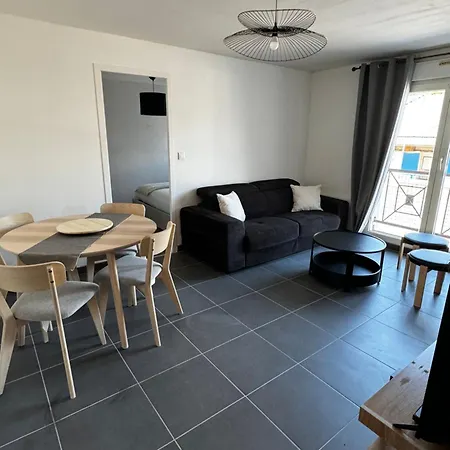 Au Coeur De Apartment